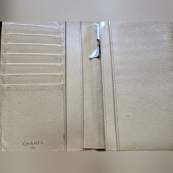 Chanel Tan Neutral Cream Beige Leather Long Flap Tan Wallet - Picture 13 of 15